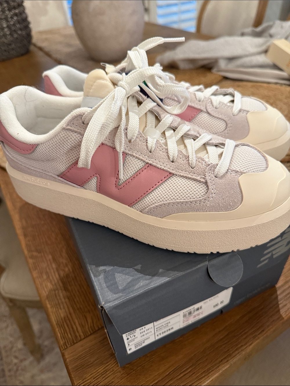 New Balance CT 302  NWT